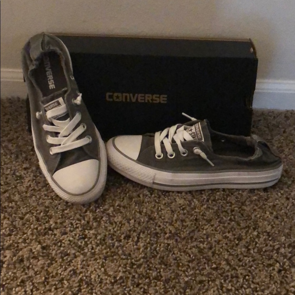 Like new gray converse